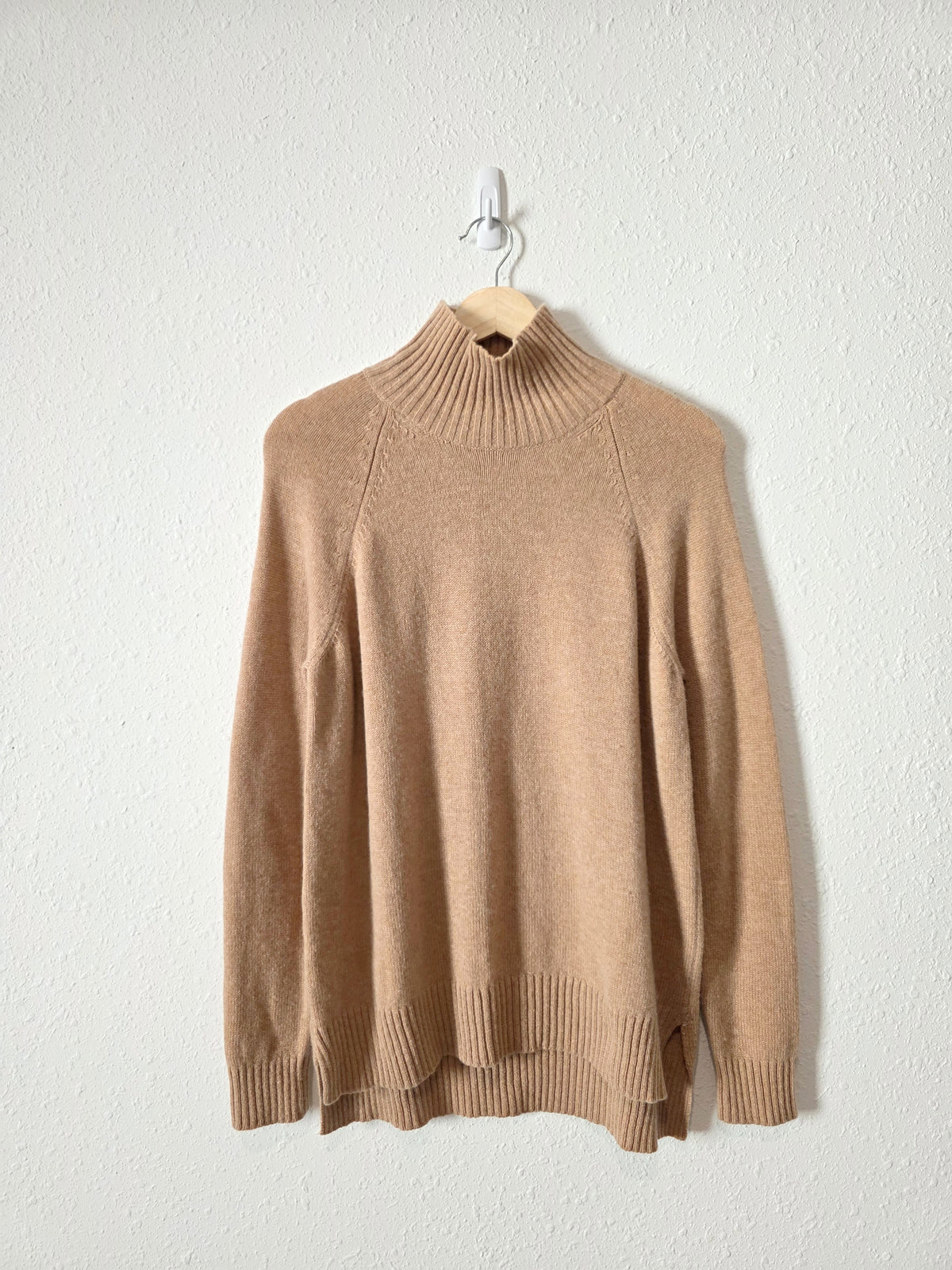 Wool Cashmere Turtleneck Sweater (M)