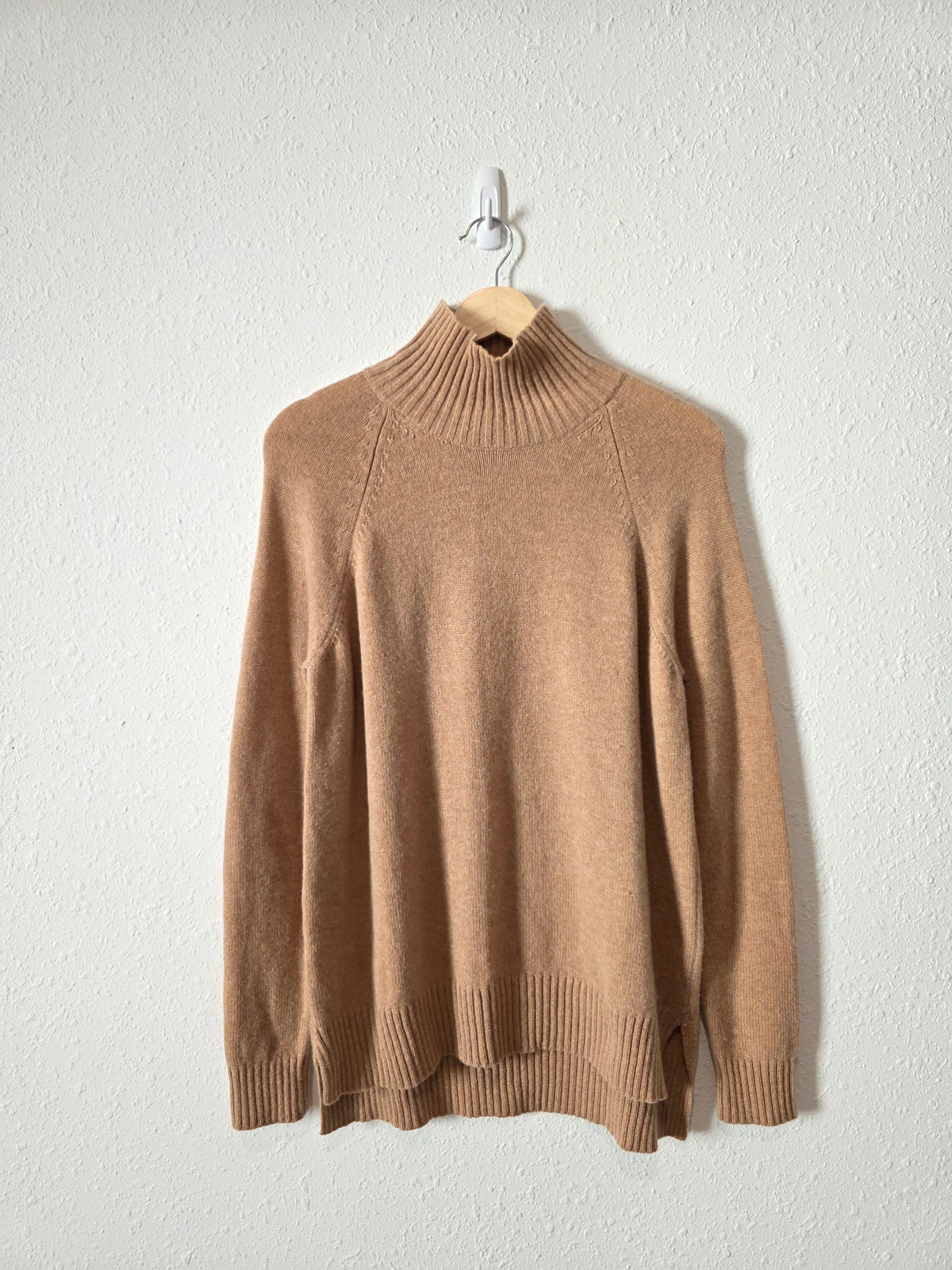 Wool Cashmere Turtleneck Sweater (M)