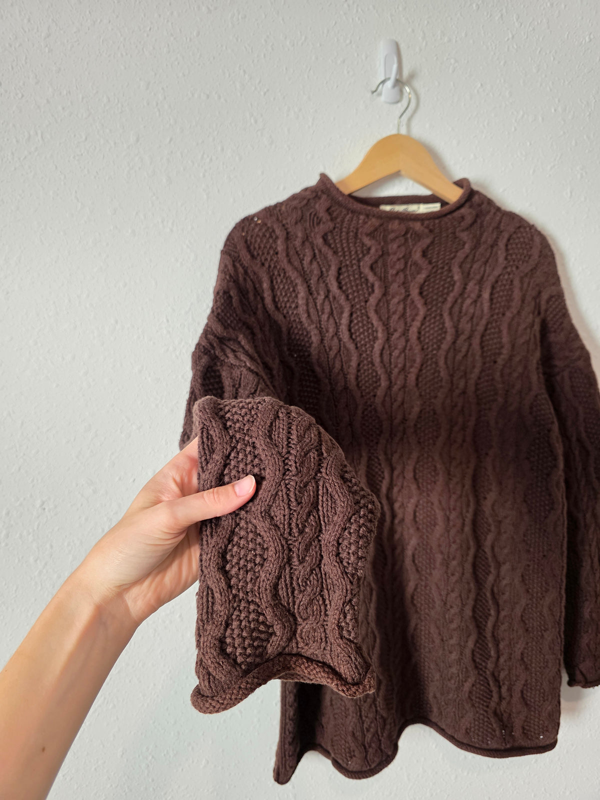 Vintage Eddie Bauer Cable Knit Sweater (L)