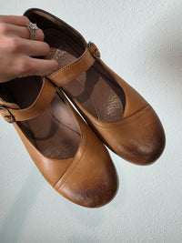 Dansko Mary Jane Leather Clogs (9.5/10)