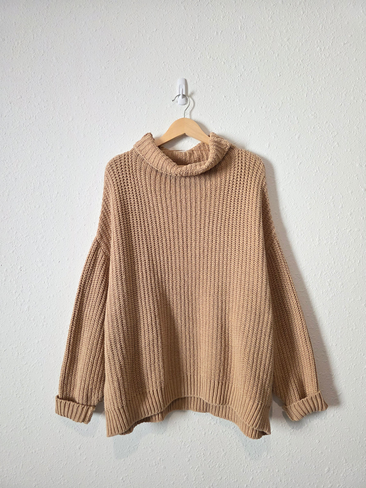 Free People Chunky Oversized Sweater (M)