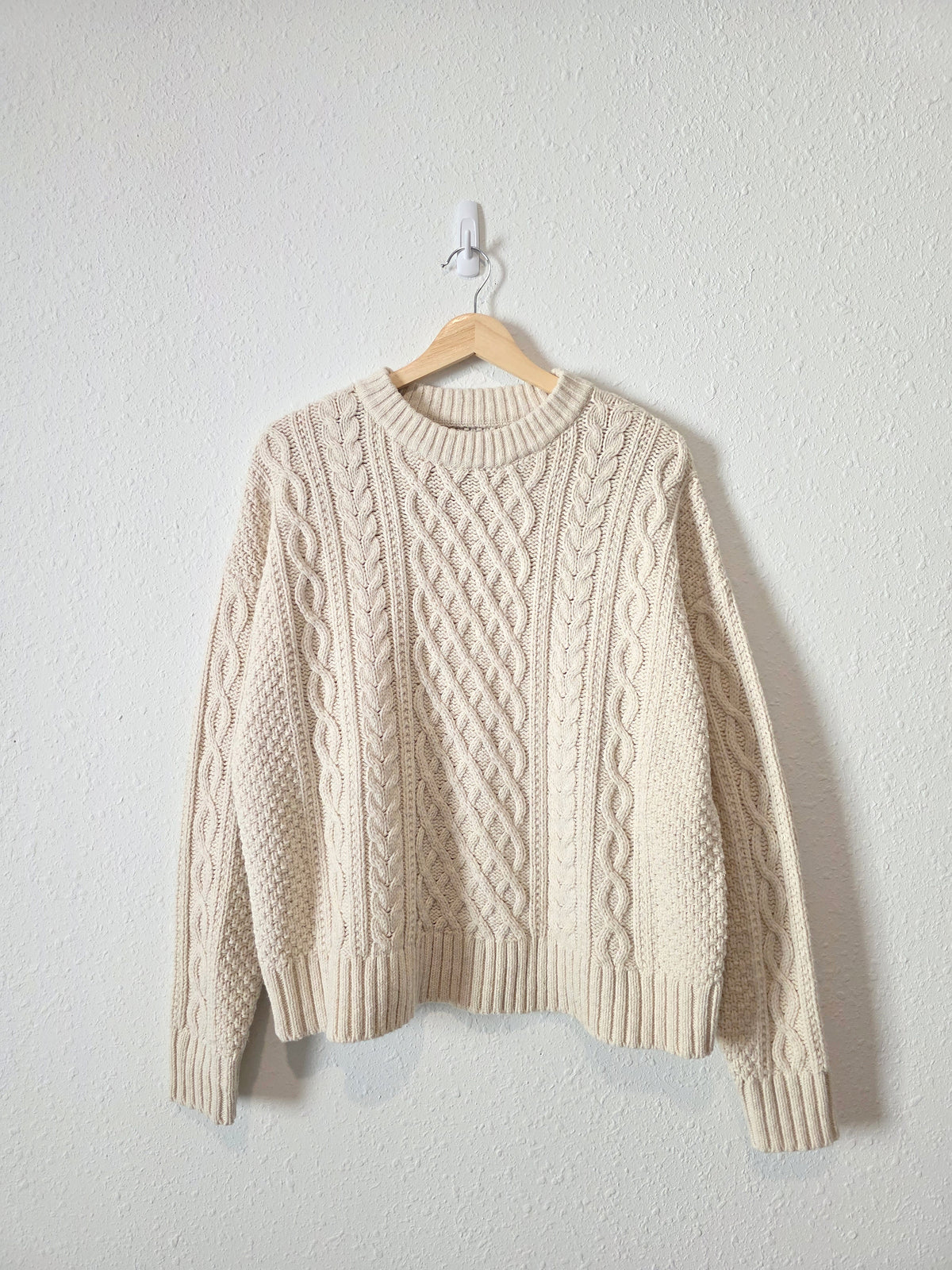 Eddie Bauer Cotton Wool Cable Knit Sweater (L)