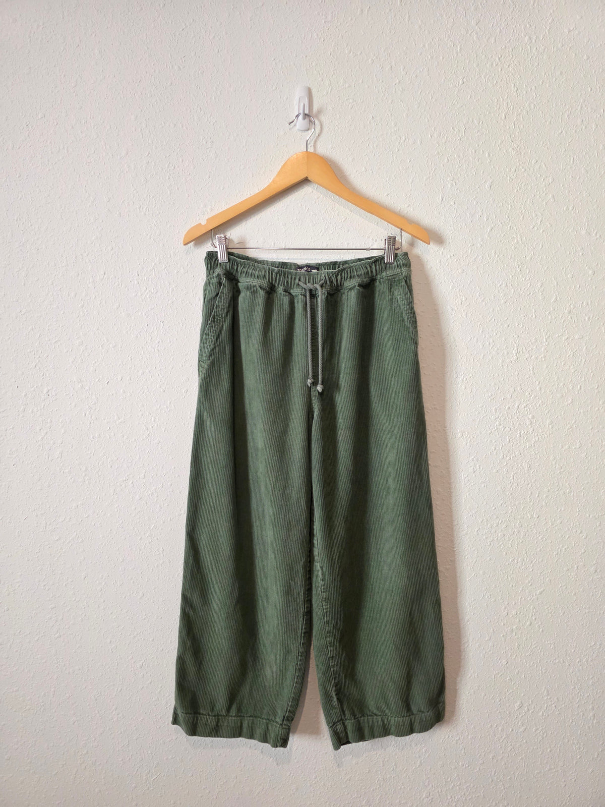 Toad & Co Corduroy Pull On Pants (S)