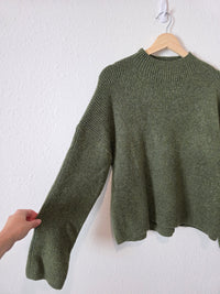 Abercrombie Ribbed Mock Neck Sweater (S)
