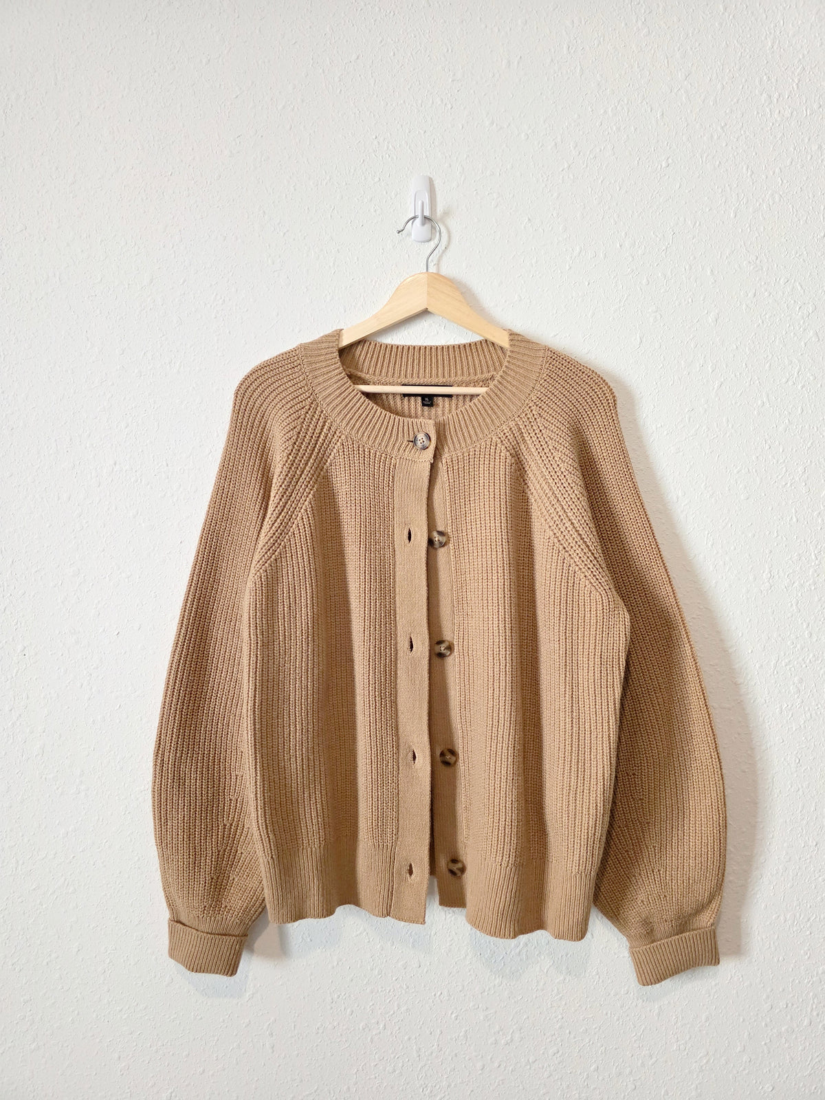 Banana Republic Ribbed Cardigan Sweater (XL)