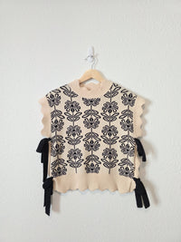 &Merci Floral Tie Sweater Vest (M)