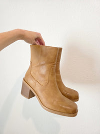 Baretraps Square Toe Mid Calf Boots (11)