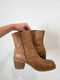 Baretraps Square Toe Mid Calf Boots (11)