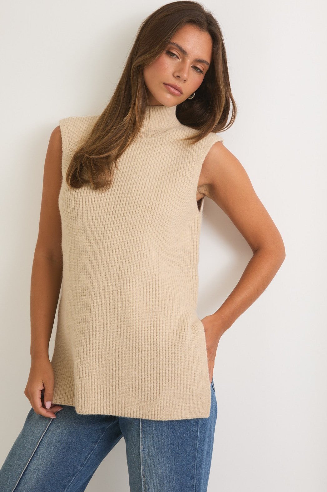 Le Lis Turtleneck Sweater Vest (S)