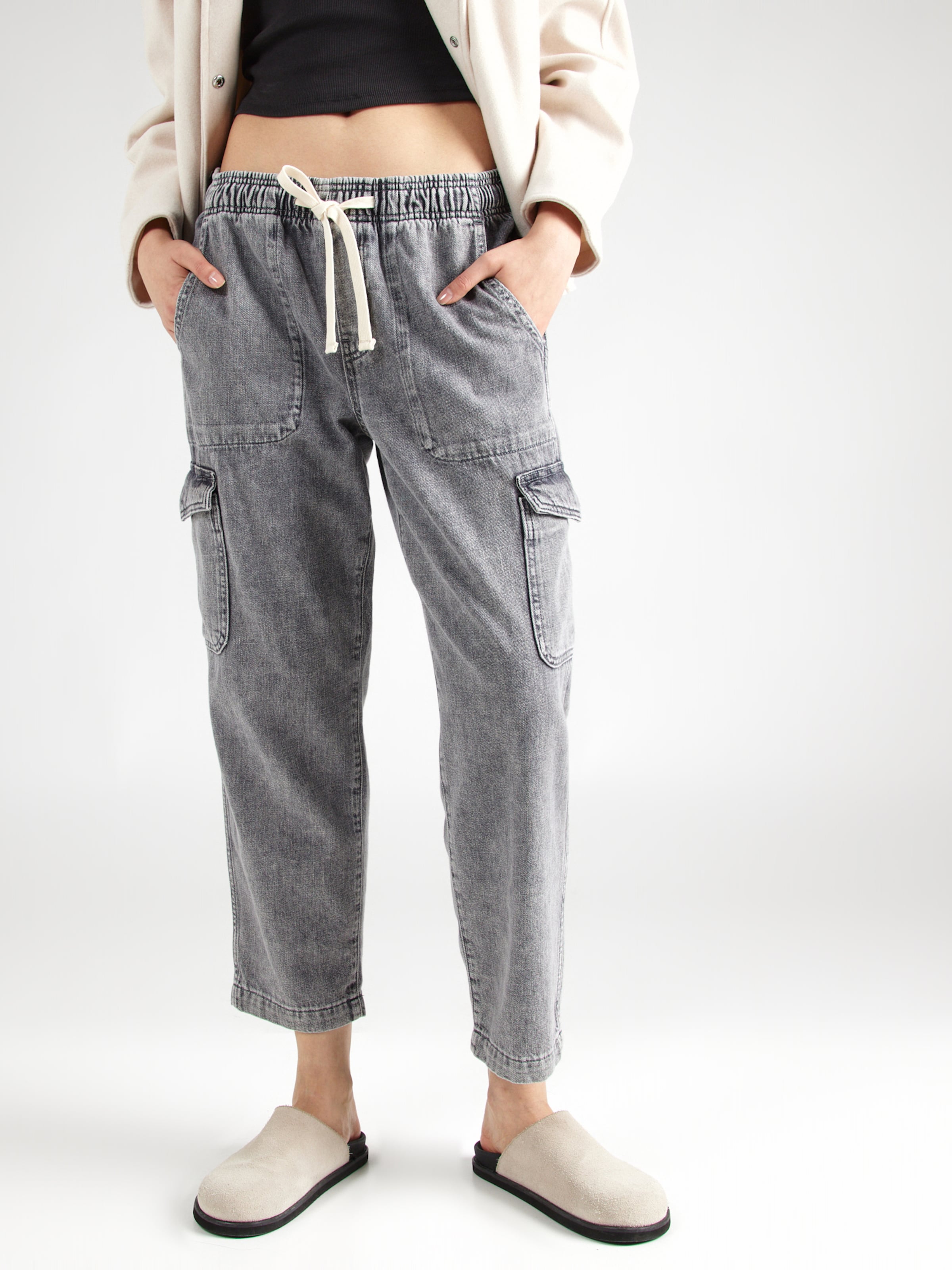 Gap Easy Cargo Jeans (S)