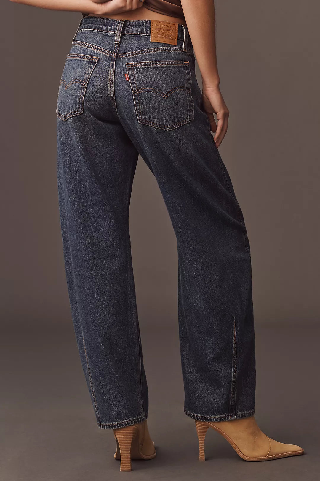 Levi's Baggy Dad Barrel Jeans (31)