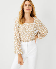 Load image into Gallery viewer, Floral Square Neck Blouse (M)
