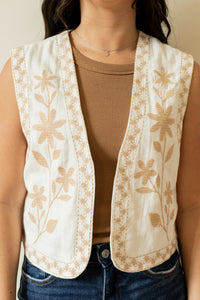 NEW Floral Embroidered Vest (M)