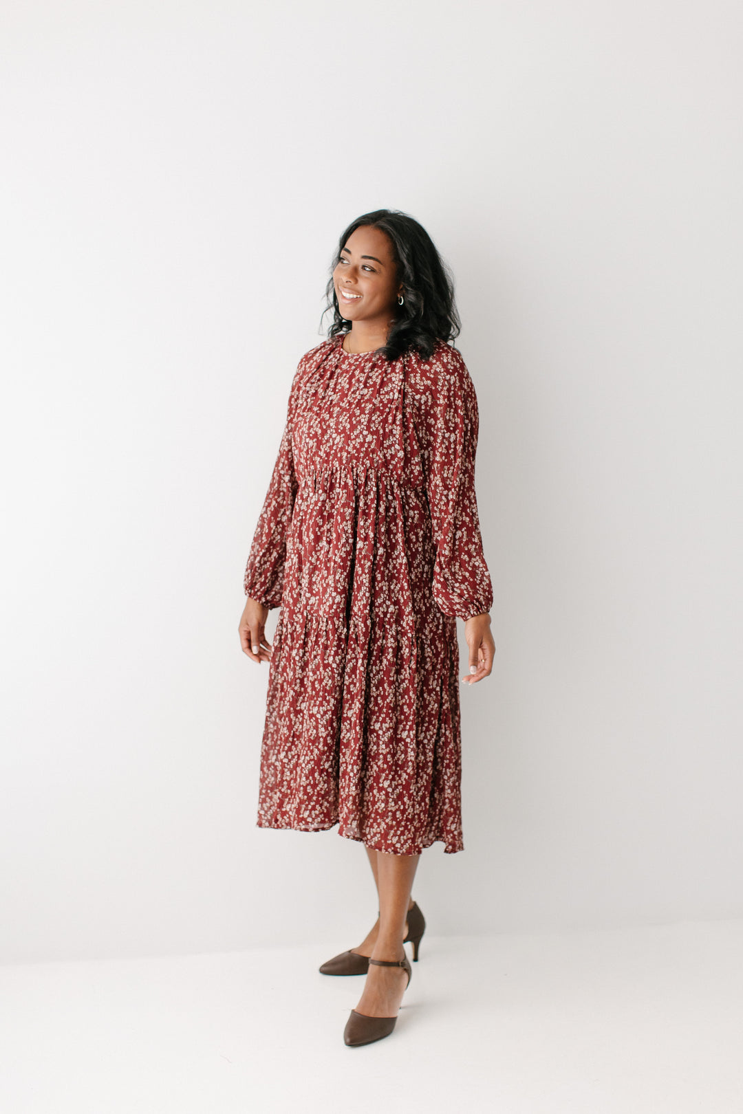 Hayden Ditsy Floral Midi Dress (1X)