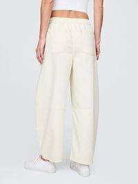 Gap Ecru Horseshoe Easy Jeans (XL)