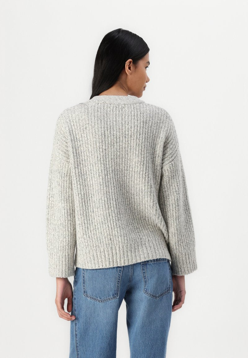 Abercrombie Chunky Cardigan Sweater (M)