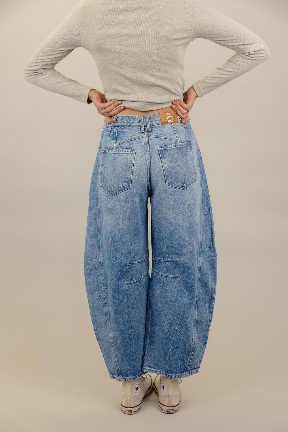 Free People Relaxed Barrel Jeans (28)