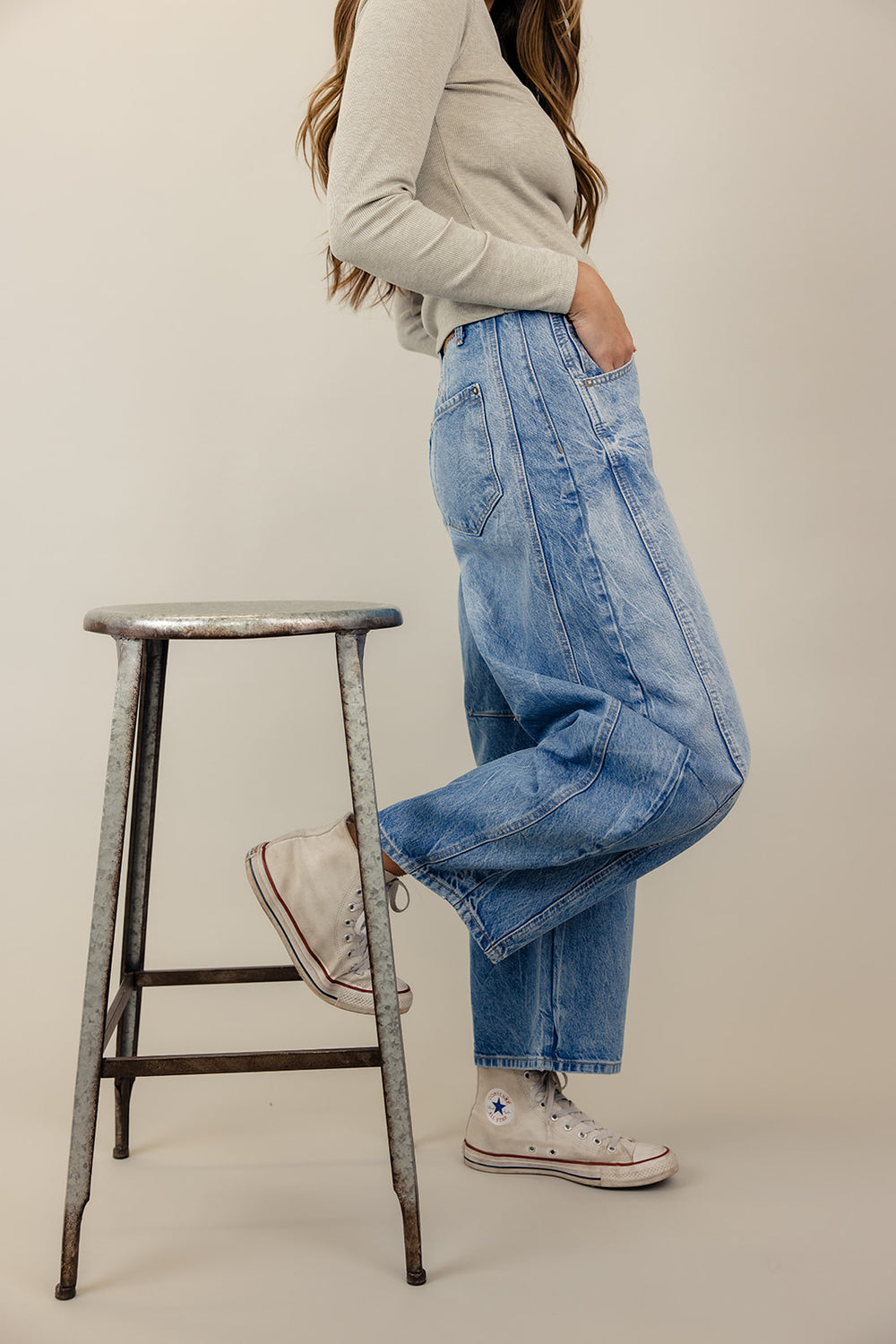 Free People Relaxed Barrel Jeans (28)