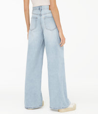 Light Wash Wide Leg Jeans (8)