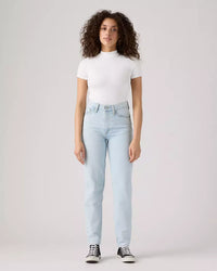 Levi's Light Wash 80s Mom Jeans (29)