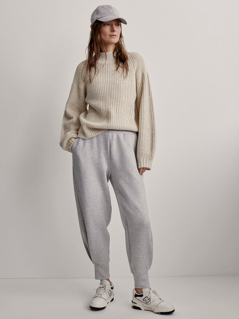 Varley Oversized Mockneck Sweater (M)