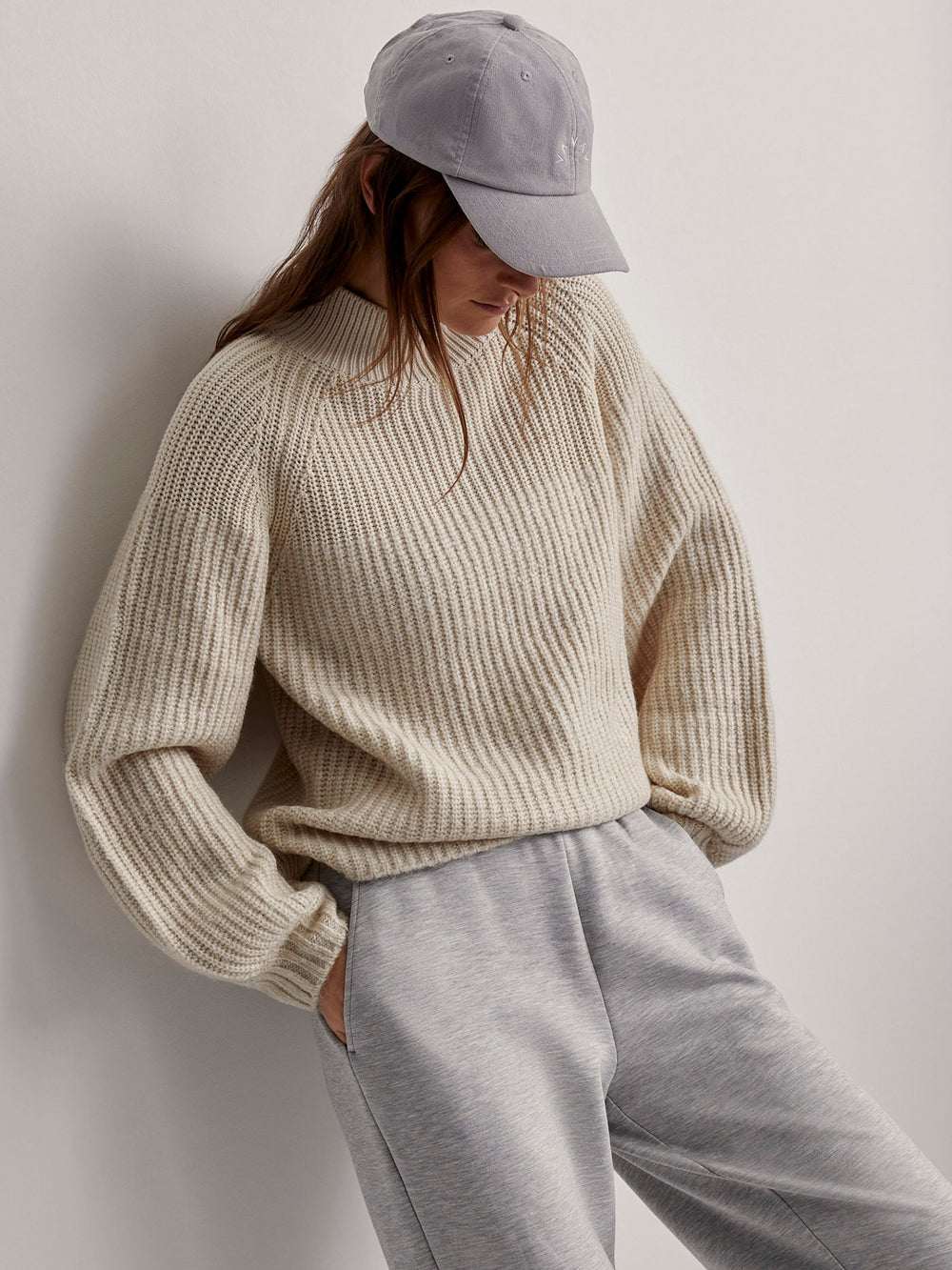 Varley Oversized Mockneck Sweater (M)