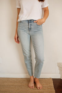 Carly Jean Chrissy Straight Jeans (9)