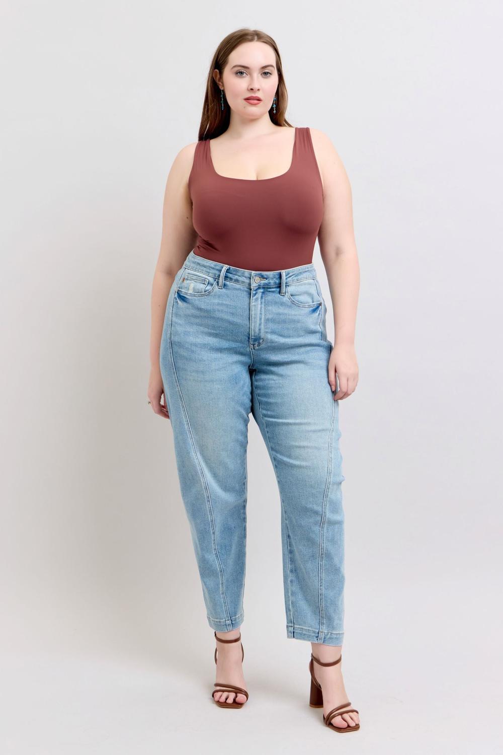 NEW Judy Blue Light Wash Barrel Jeans (16W)