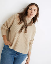 Load image into Gallery viewer, Madewell Cashmere Mockneck Sweater (XS)
