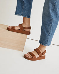 Madewell Chunky Leather Sandals (10)