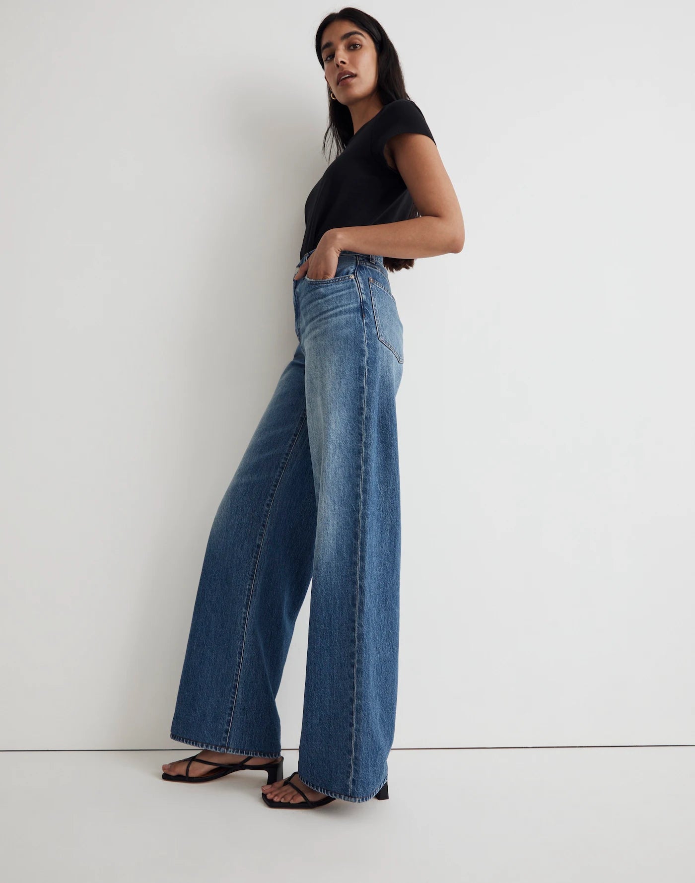 Madewell Relaxed Wide Leg Jeans (28)