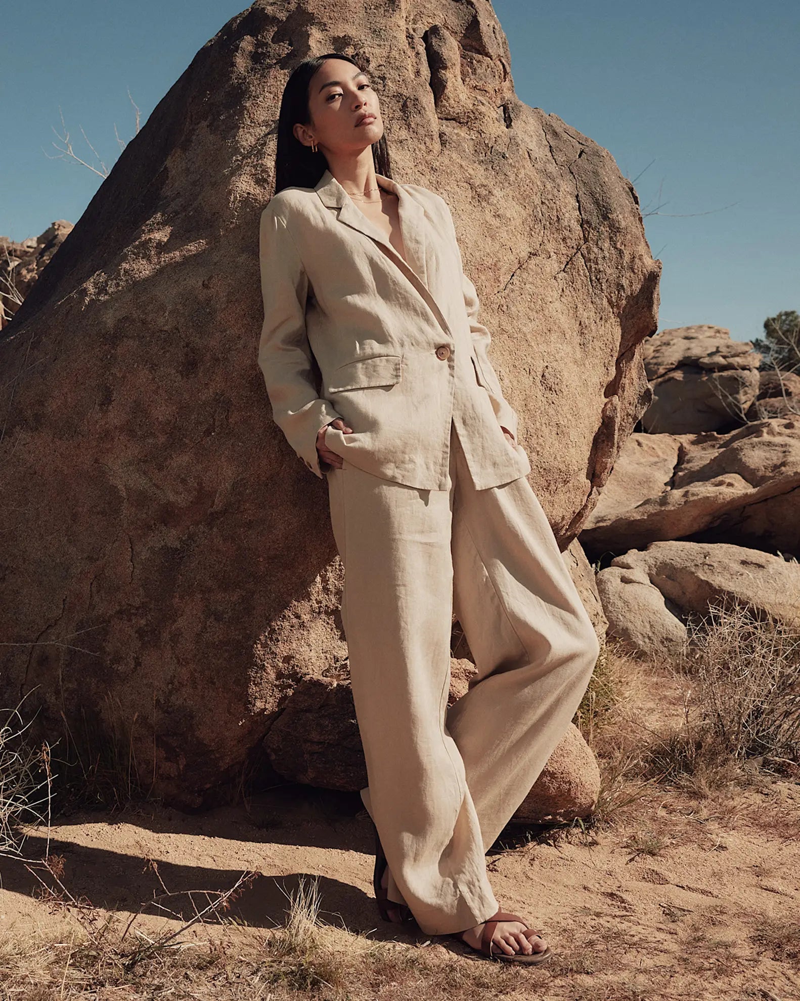 Quince Relaxed Linen Blazer (M)