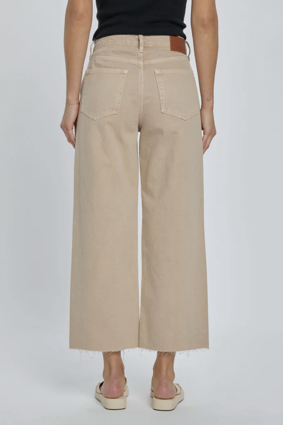 Hidden Neutral Wide Leg Jeans (28)