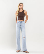 Load image into Gallery viewer, High Rise Vintage Flare Jeans (29)
