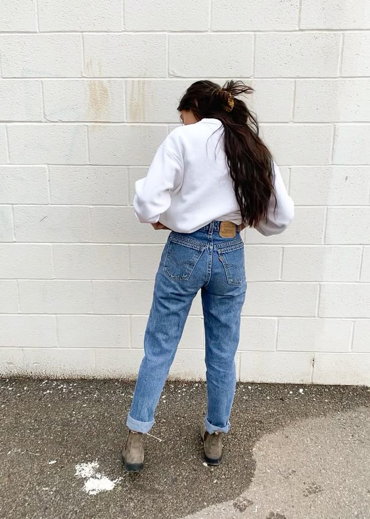 Vintage Levi's 550 Tapered Jeans (27)