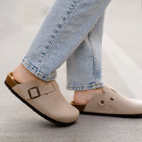 Cushionaire Slip On Clogs (10)
